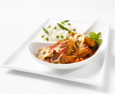 Italian sausages au gratin in marinara sauce