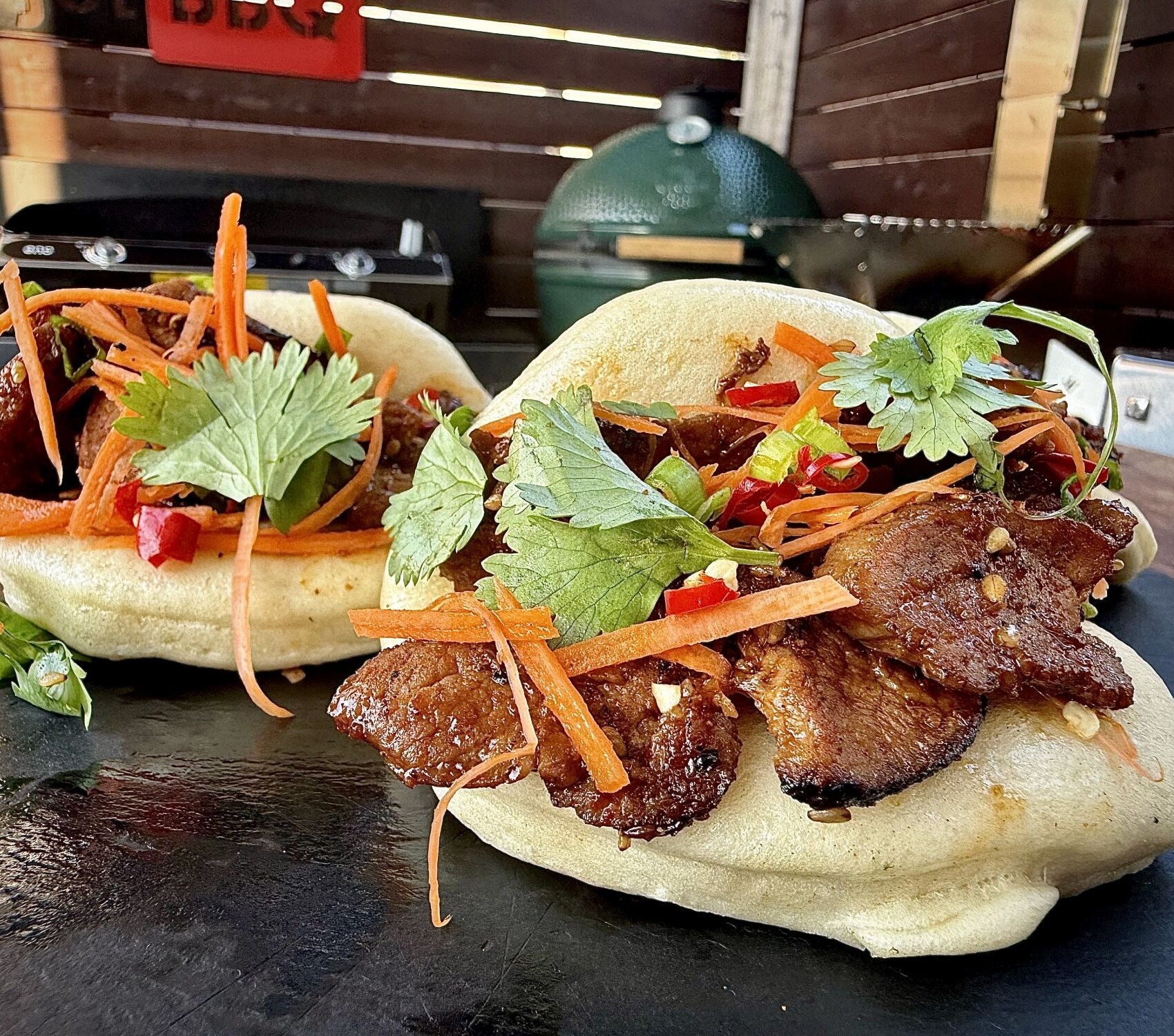Pains bao de steak de capicolle de porc