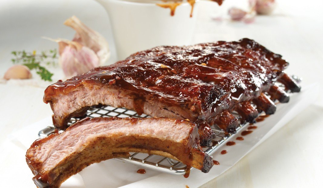 Pork baby back ribs with red ale and maple syrup sauce